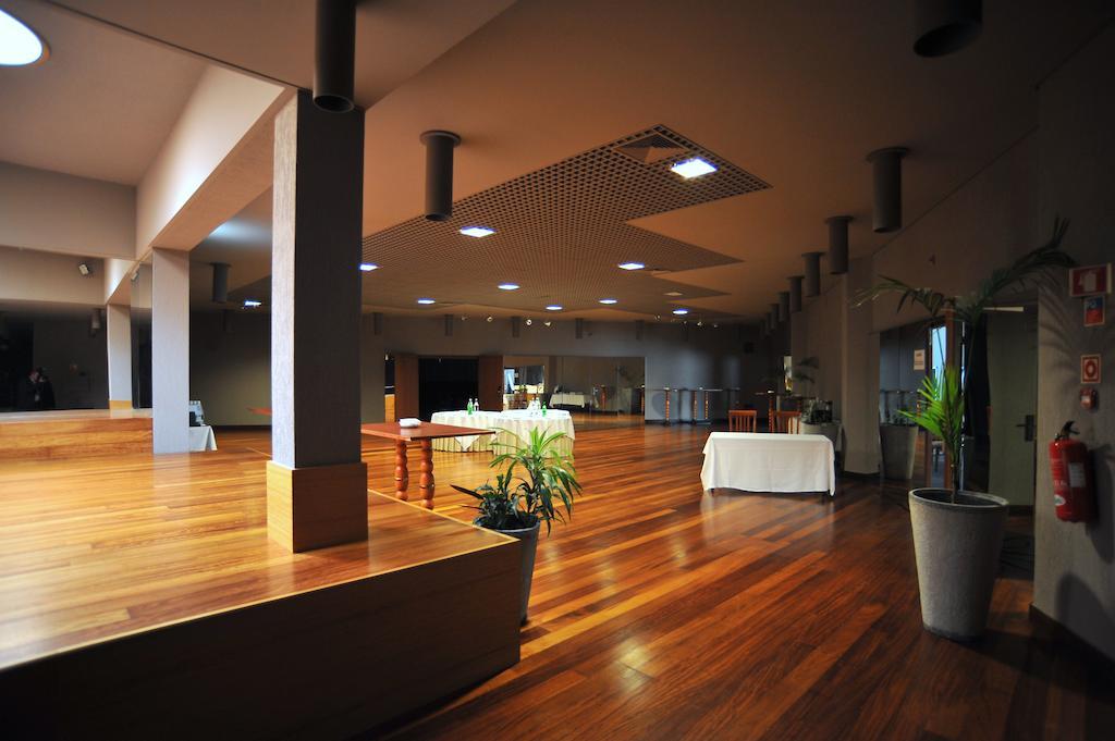 Axis Vermar Conference & Beach Hotel Повуа-ди-Варзин Экстерьер фото